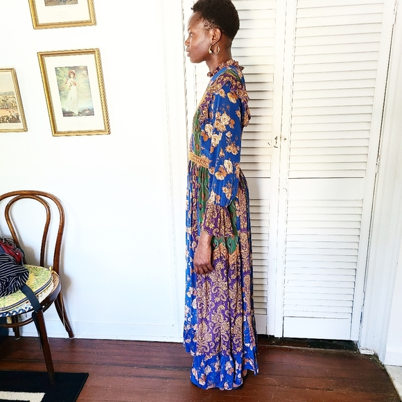 Let Me Be
Multi Floral Ruffle Silk Maxi Dress | S - Picture 4 of 9
